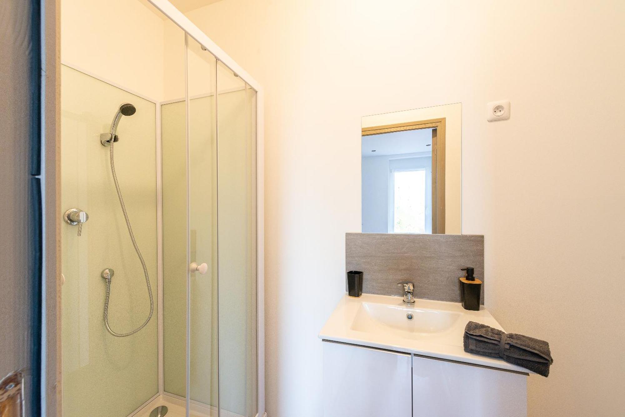 Malaka Home Anzin Екстер'єр фото
